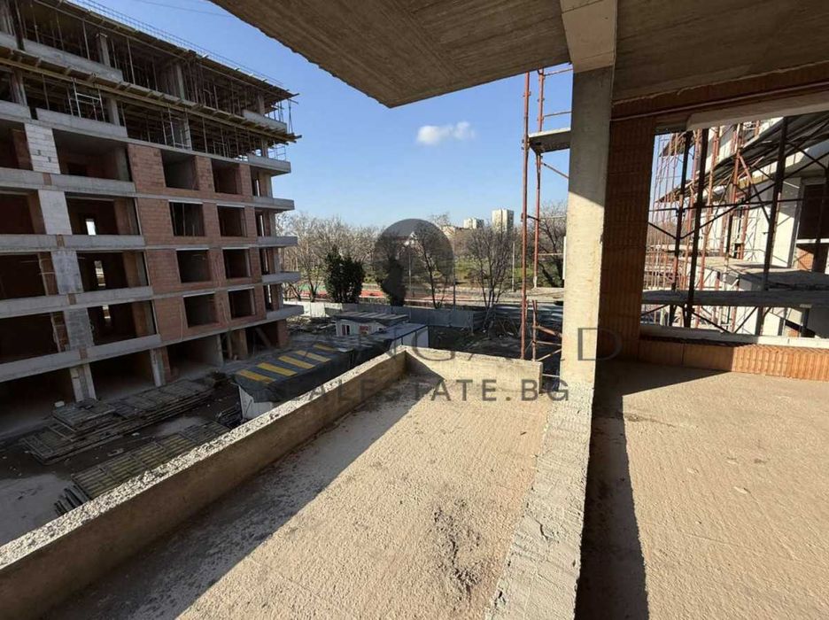 Продава се Четиристаен апартамент в Пловдив, Център - 150 кв.м за 729 €/кв.м - Снимка #11