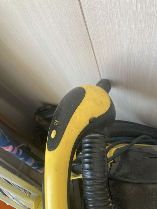 Пылесос моющий с паром карчер