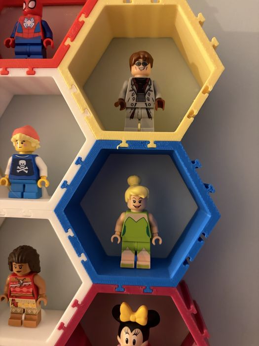 Кутийки за LEGO фигурки – закачане на стена / различни цветове