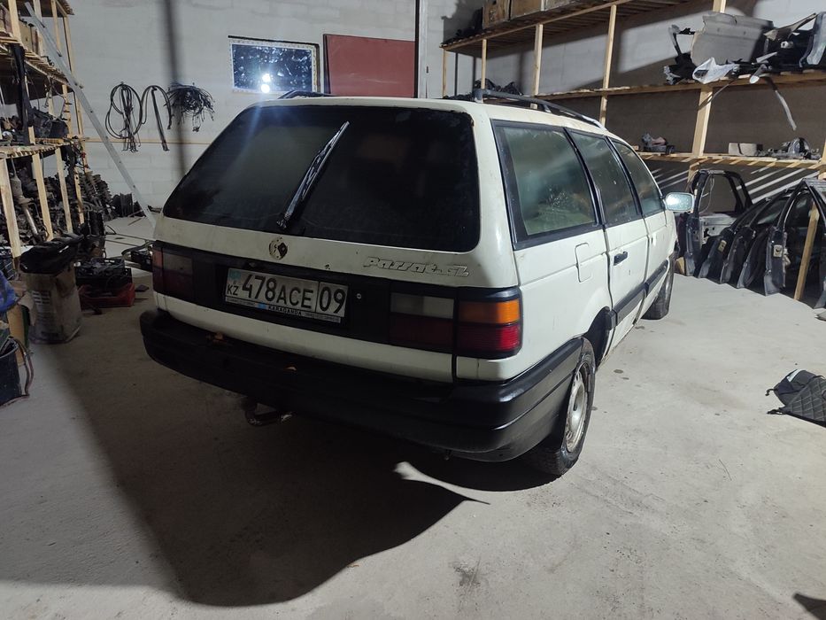 По запчастям продаётся пассат Б3 универсал