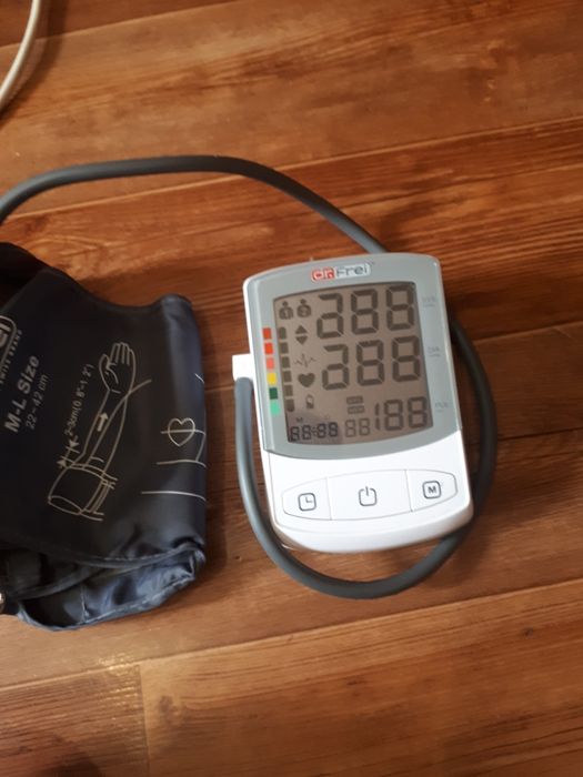 Электронный тонометр Dr. Frei