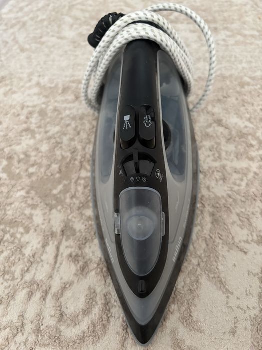 СРОЧНО продается утюг новый