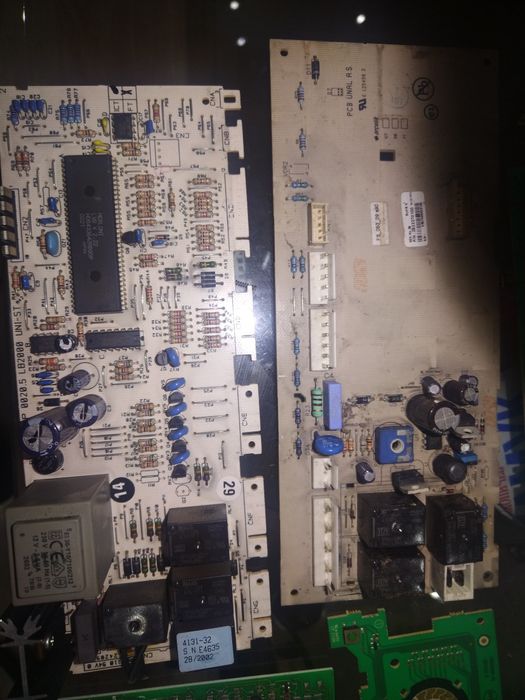 Платки Програматори от перални 
Програюатори от перални и ютия.