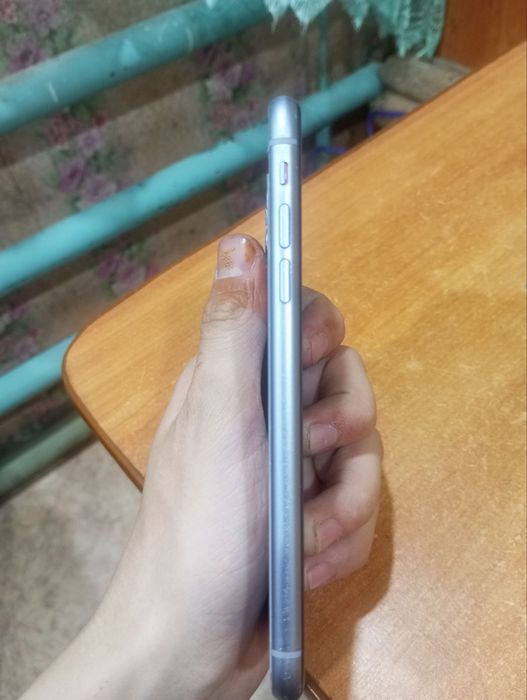 продам айфон11 iphone11