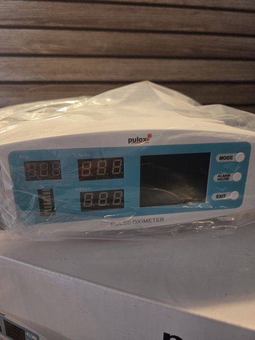 Pulox PO-900 Pulsoximetru Medical Desktop – Nou, Complet