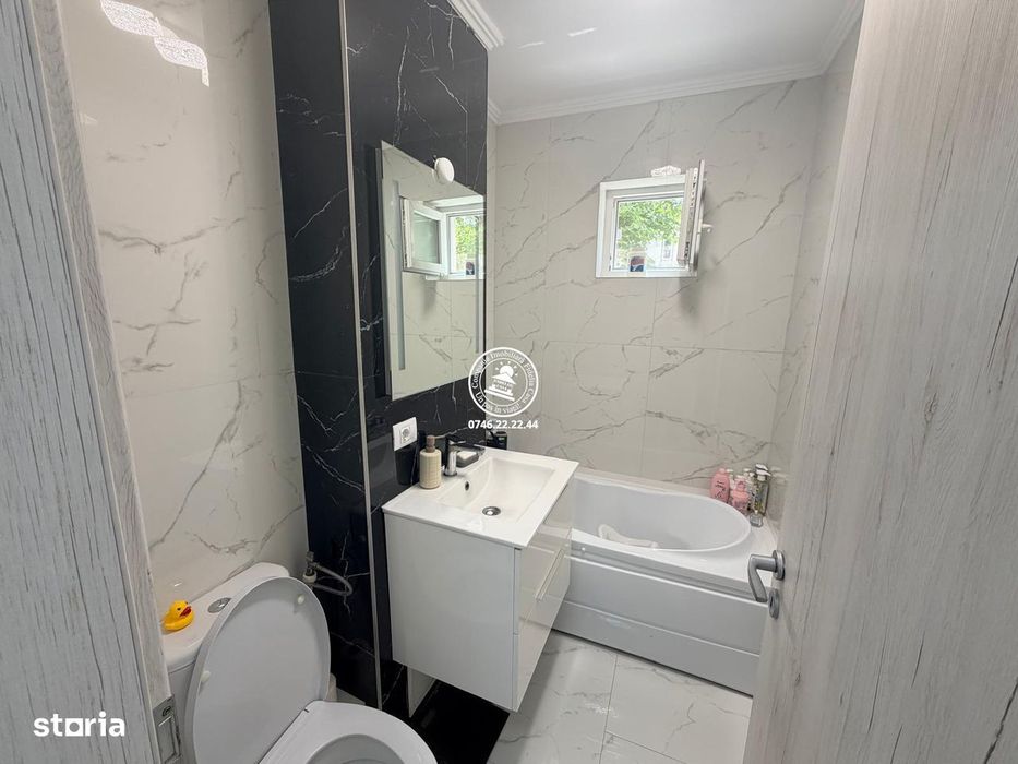 Apartament cu doua camere decomandat Alexandru cel Bun 60 mp