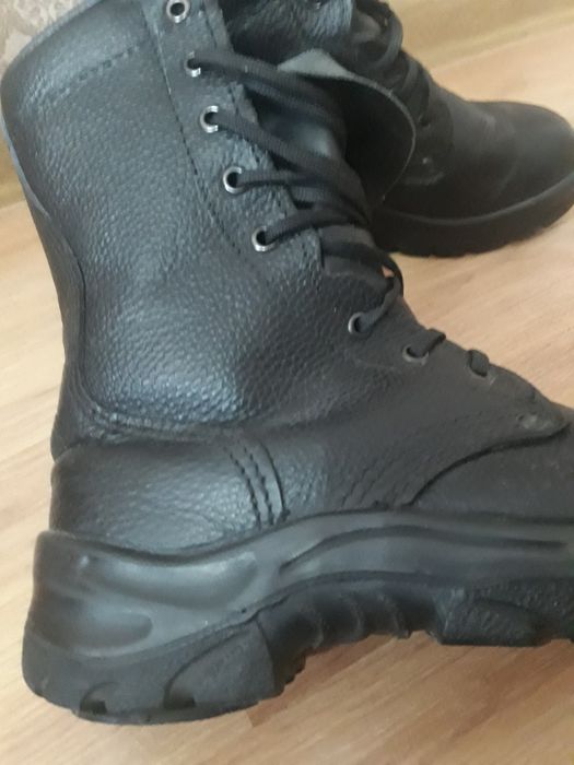 Берцы осенние кожаные 37, 38