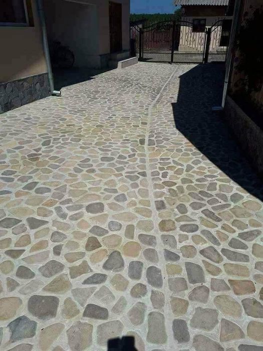 Piatra naturala de munte si montaj profesional