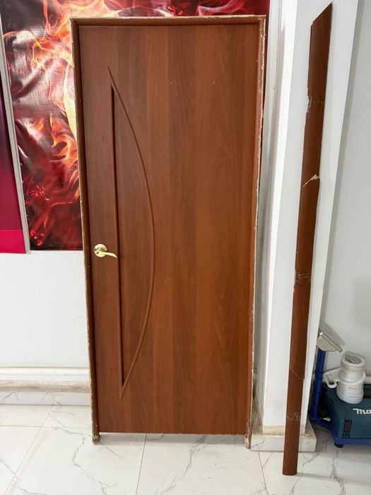 Продается межкомнатный дверь