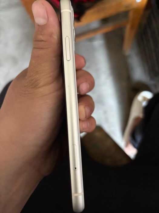 Продам iphone 11 128 гб