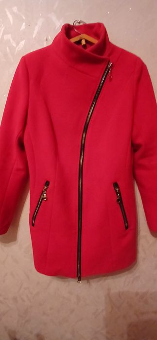 Пальто весенне- осеннее