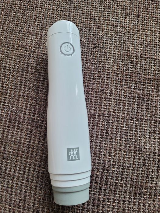 Вакуумна помпа "FRESH & SAVE" - Zwilling
