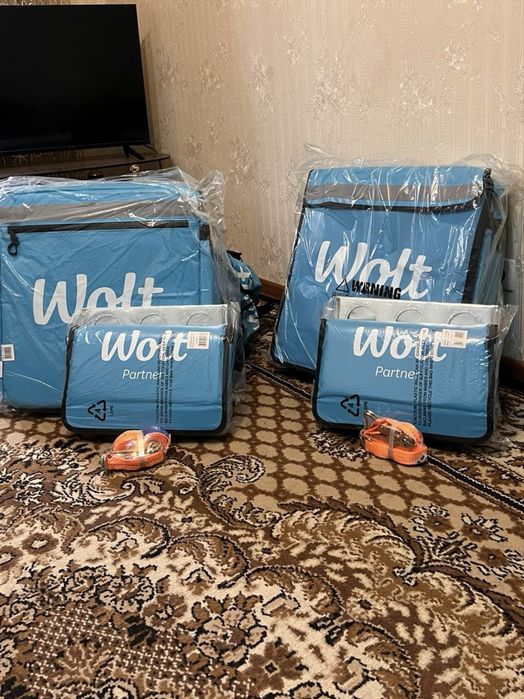 Курьерская сумка Wolt