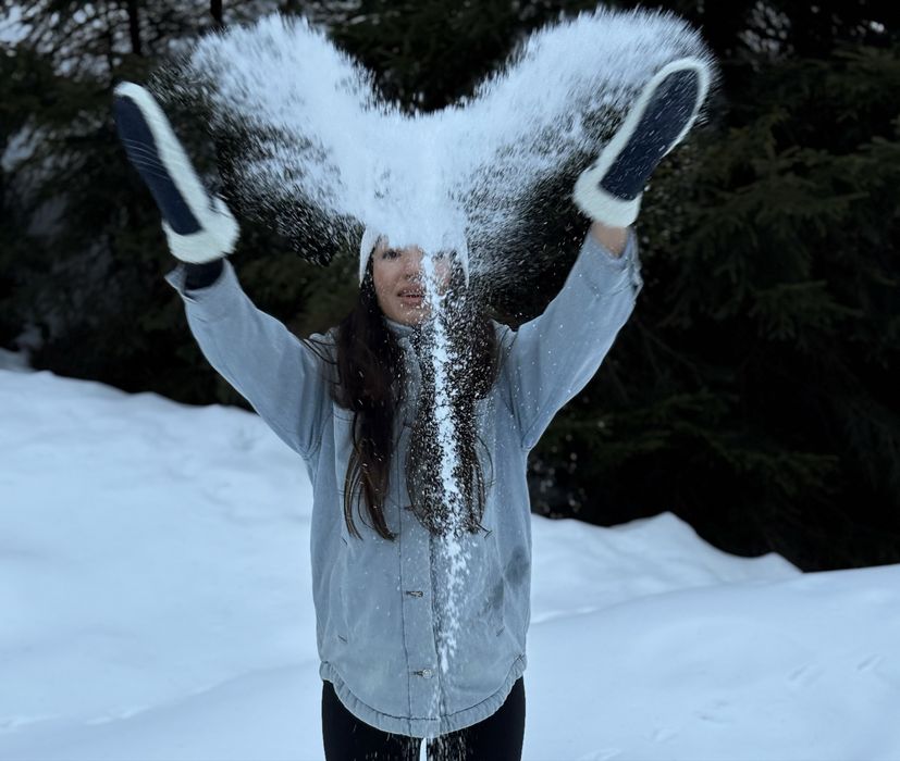 изолирано дънково палто