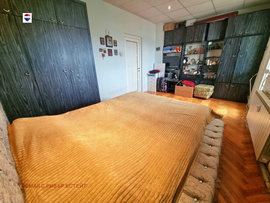 Продава се Тристаен апартамент в Русе, Център - 82 кв.м за 1089 €/кв.м - Снимка #7
