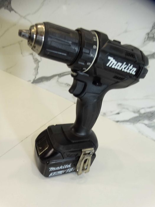 Makita DDF 482 - Двускоростен винтоверт