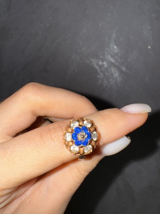 Кольцо с сафиром