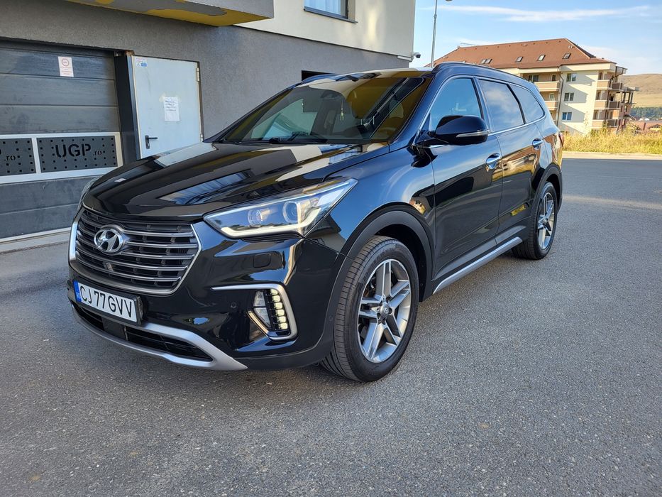 Hyundai Grand Santa Fe
