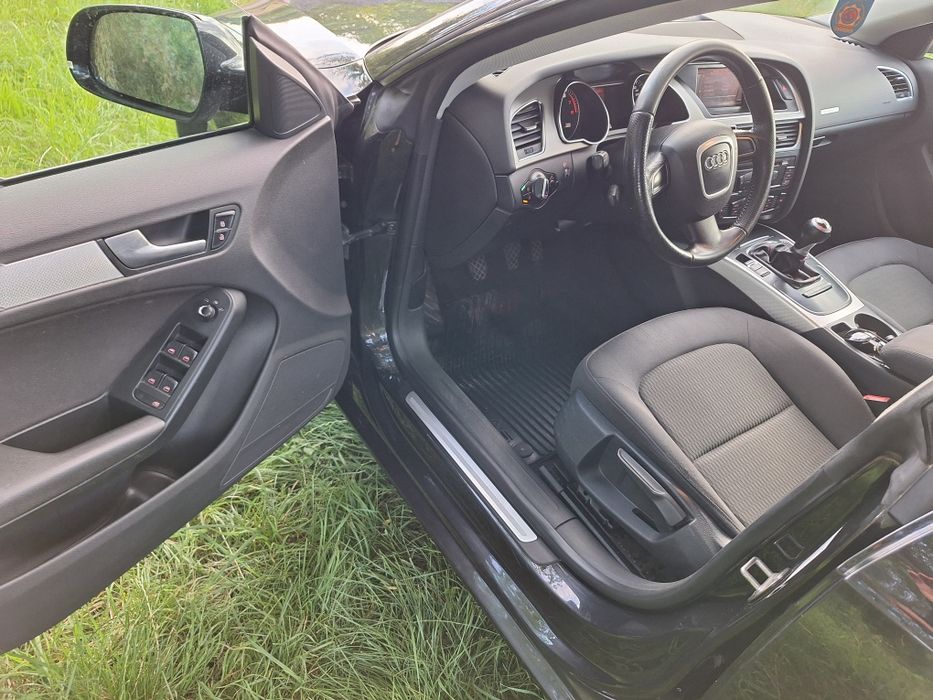 Audi A5 2.0 TFSI Quattro (211 CP) / 2 seturi anvelope