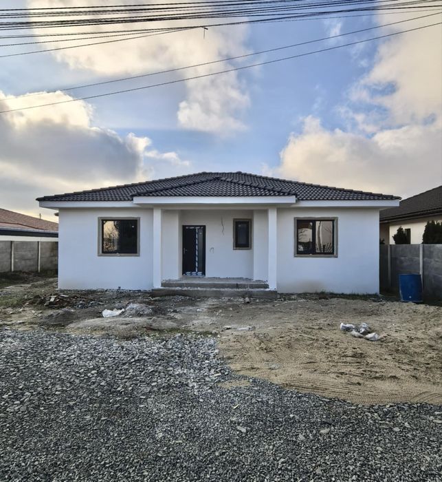 ‼️OCAZIE‼️Casa individuala la cheie/rosu, Obad Timis, teren 700mp