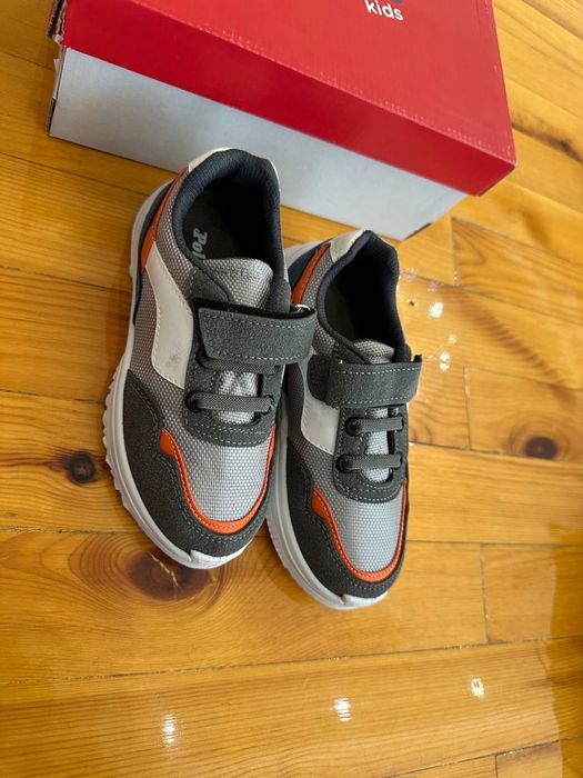 Кроссовки для мальчиков