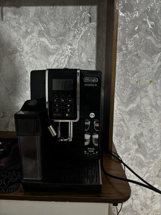 Кофемашина Delonghi