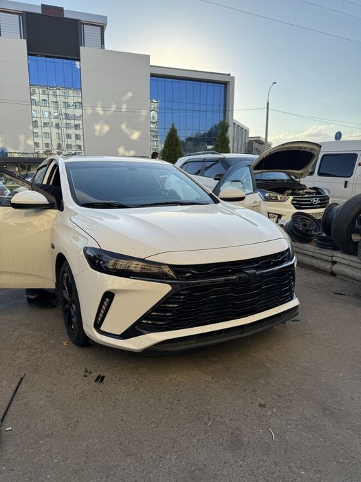 Monza oblisofka black edition nomer pasga tushadi