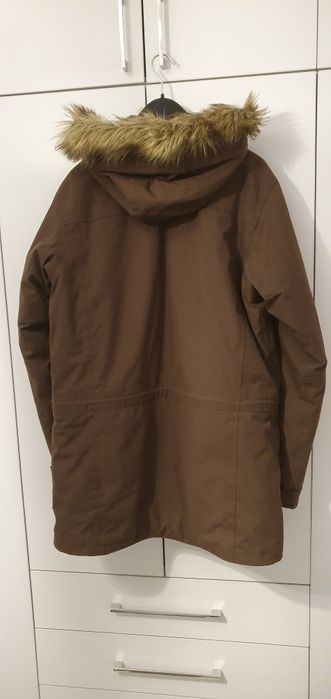 Geaca groasa Jack Wolfskin, originala, folosit 1 sezon