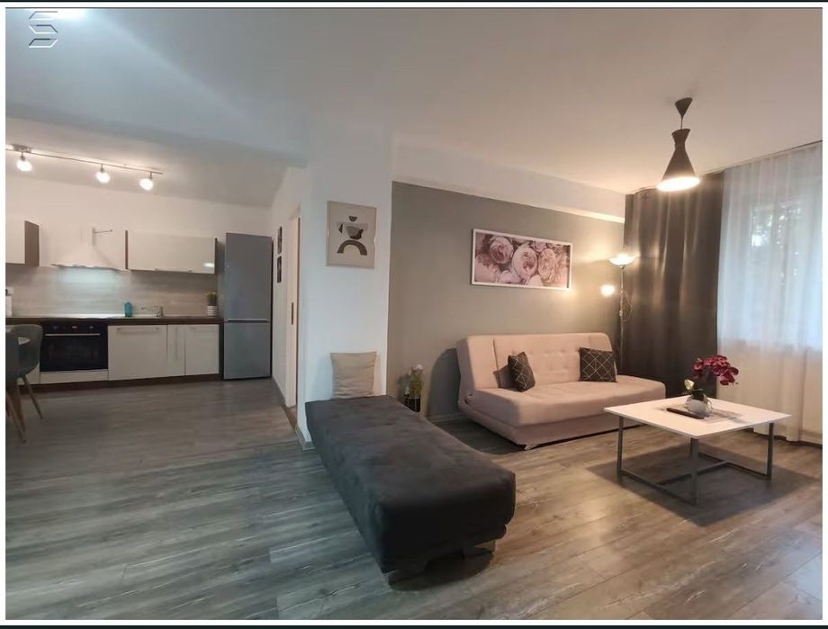 Închiriez . Apartament Central - 3 Camere | Parcul Traian