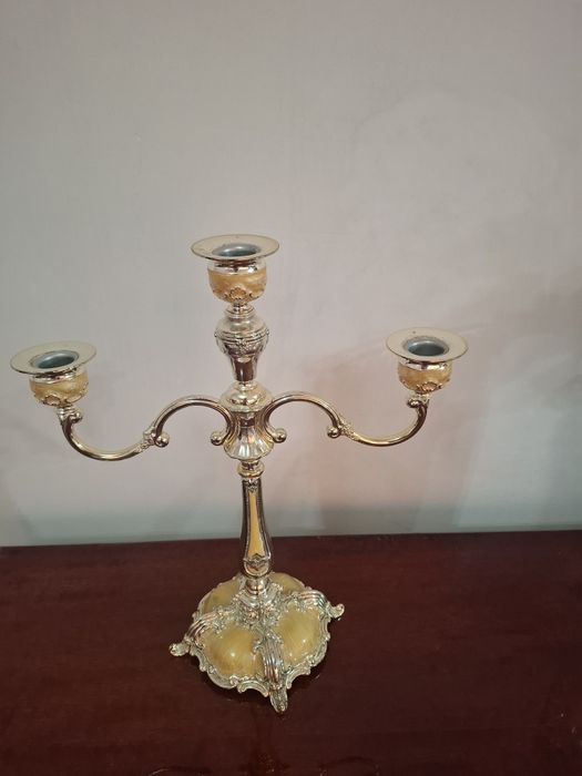 Подсвечник / канделябр