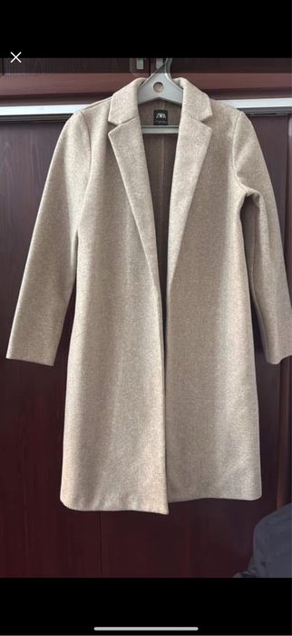 продаётся пальто Zara
