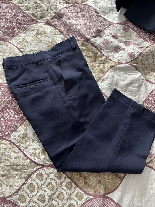 Продам школьные брюки на мальчика