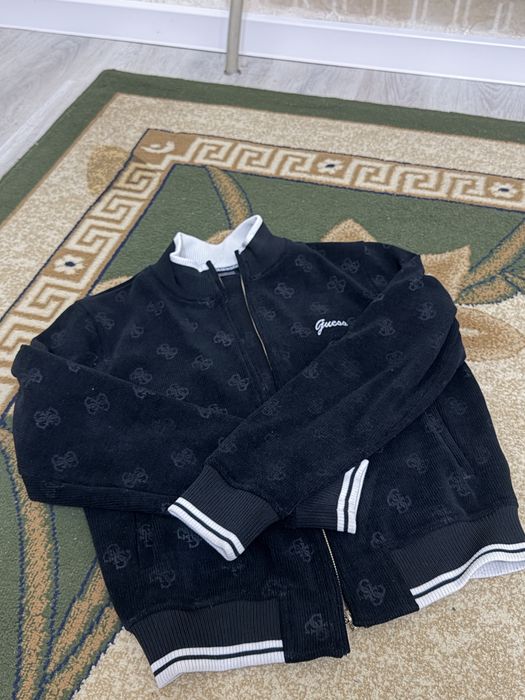 Бомбер guess оригинал в размере s
