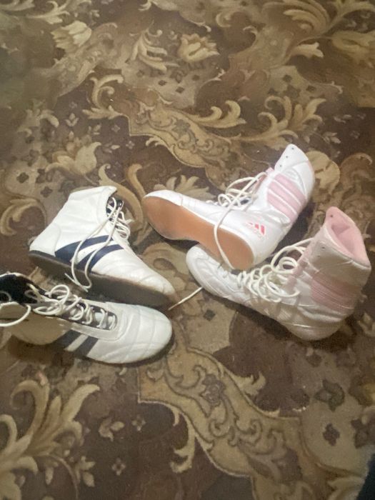 Кеды и кроссовки