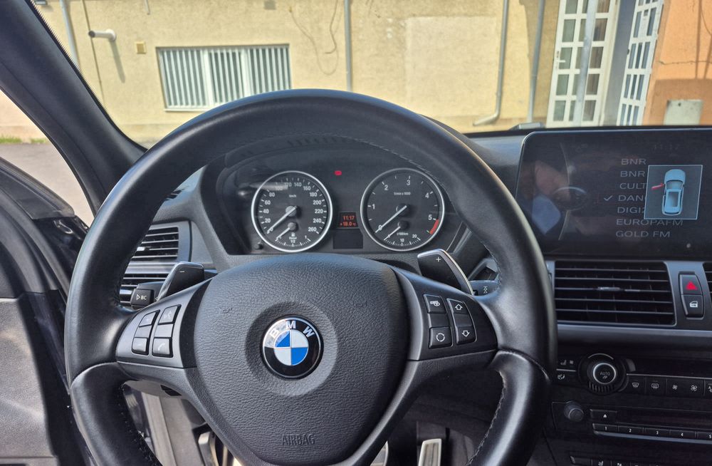 Vând BMW X5 xDrive40d (E70 LCI Facelift)