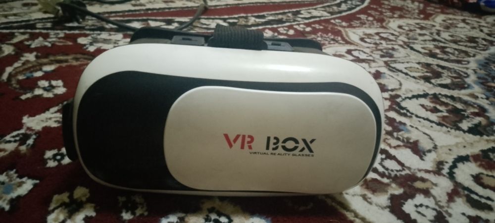 VR BOX sotiladi Zerikmaysiz