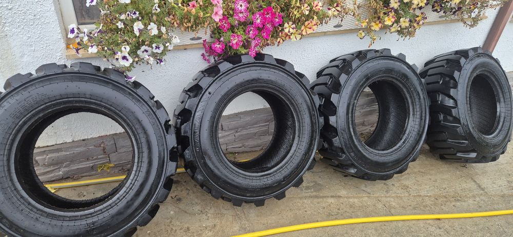 GALAXY гуми за бобкат