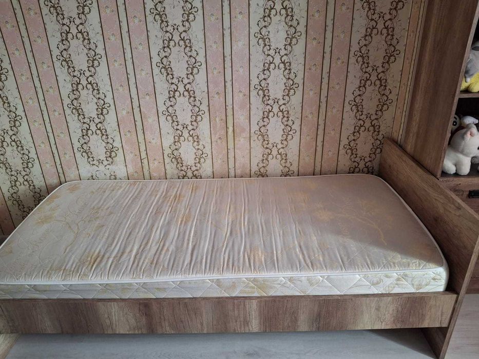 Продается кровать