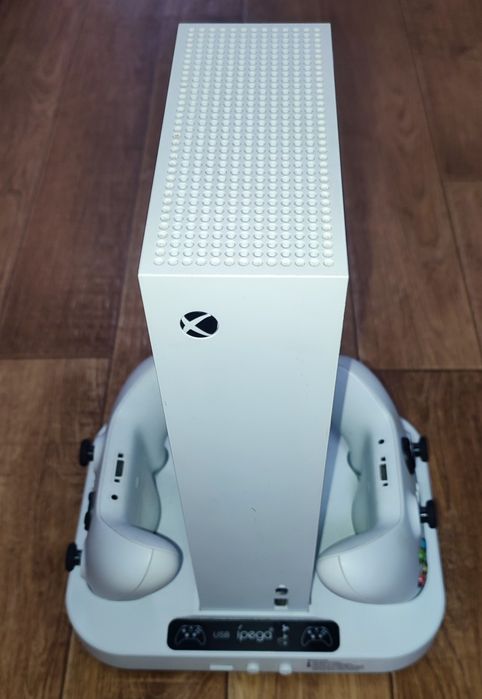 Продам Xbox series S