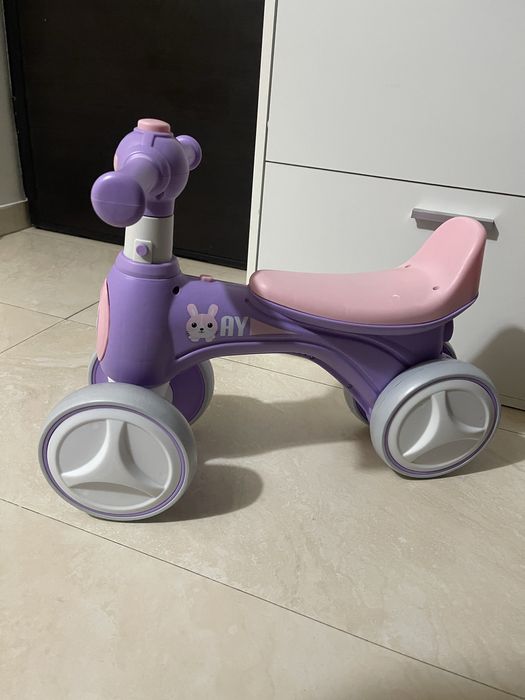Tricicleta ride on cu melodii