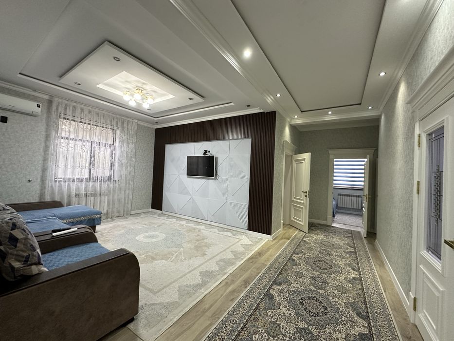 мкр.Нуртас 5-бөлмелі үй сатылады