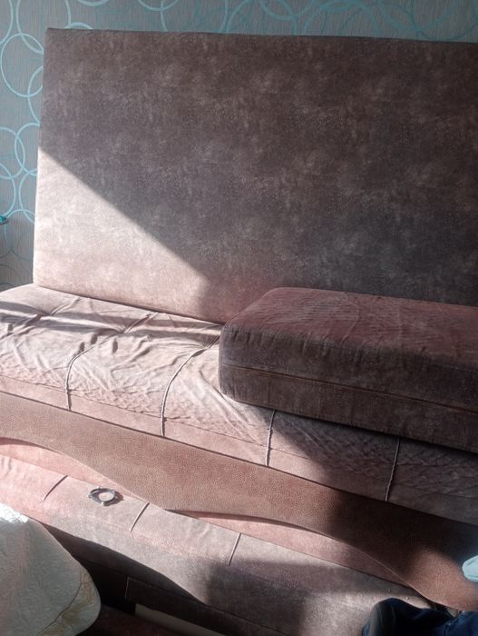 Отдам даром Диван