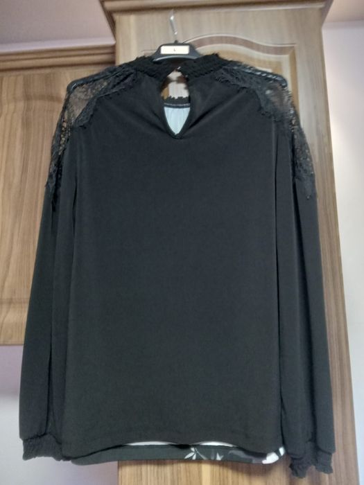 Bluze foarte elegante