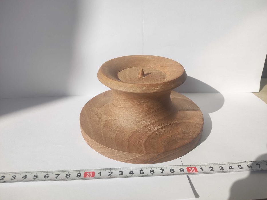 Дървени свещници