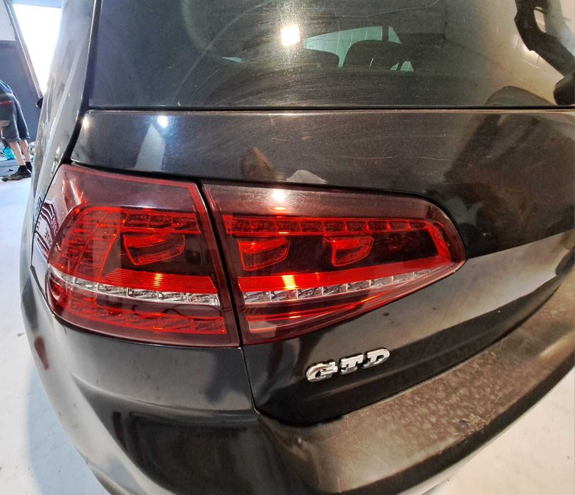 Dezmembrari  VW  Golf 7 – 1.6 TDI -motor CLH , cutie manuală 5 trepte