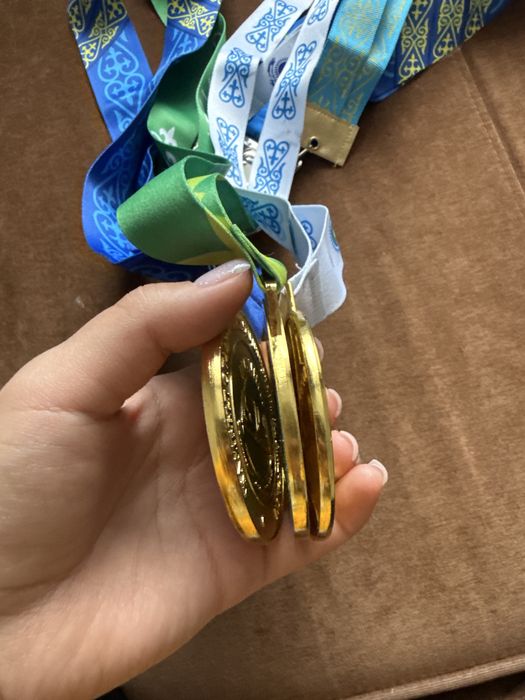 Продою медали