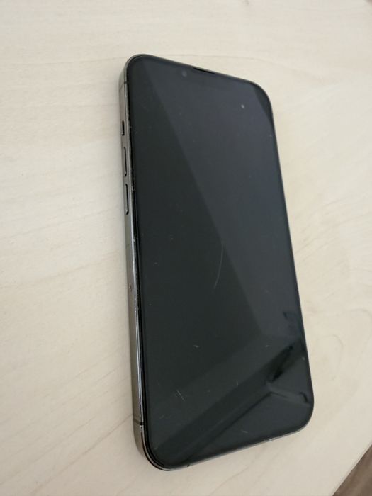 Iphone 13 Pro aproape nou