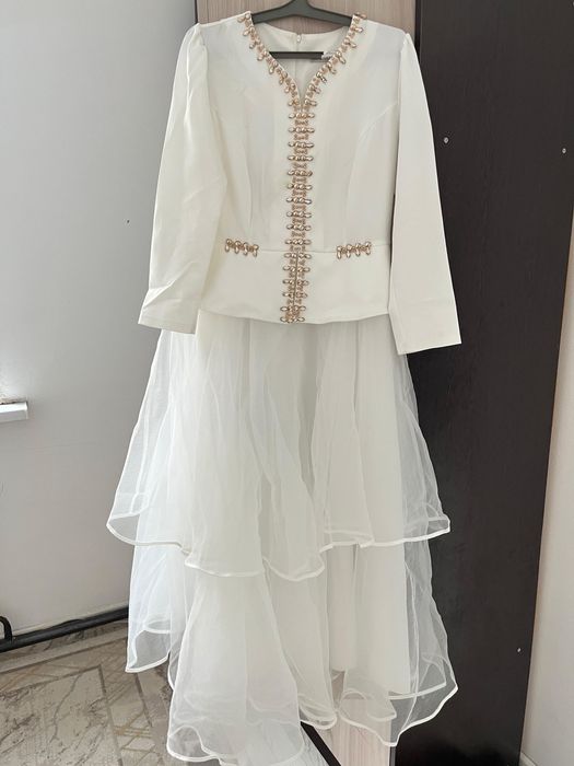 Белый платье 46р