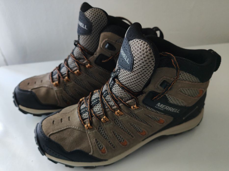 Bocanci Mid Impermeabili Drumeție la munte MERRELL CROSSLANDER