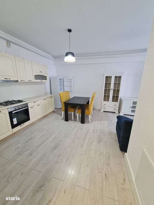 Zona Primăriei-bloc nou- 3 camere mobilate și utilate, 66 mp